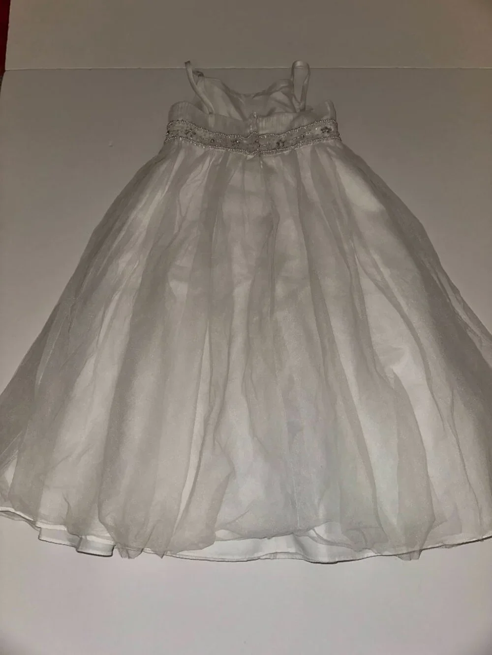 David’s Bridal Girls Flowergirl Dress Size 6 White spaghetti straps Flower Girl - Picture 4 of 8